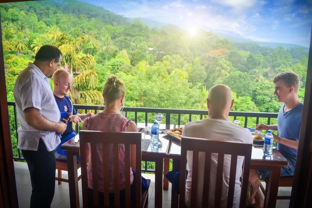 캔디 The Grand Hills B&B 외부 사진